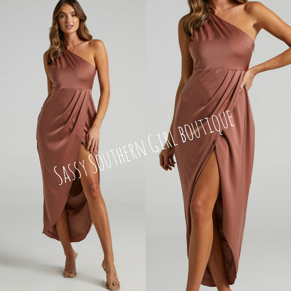 🆕⭐ Chocolate rose matte midi dress